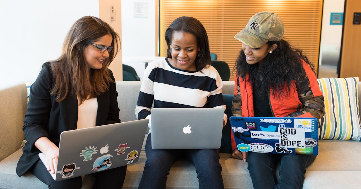 découvrez le e-learning, une méthode d'apprentissage en ligne innovante qui offre flexibilité et accessibilité. idéale pour acquérir de nouvelles compétences à votre rythme, le e-learning vous permet d'accéder à des cours variés, animés par des experts dans leur domaine, tout en conciliant votre emploi du temps. embarquez pour une expérience d'apprentissage enrichissante et adaptée à vos besoins.