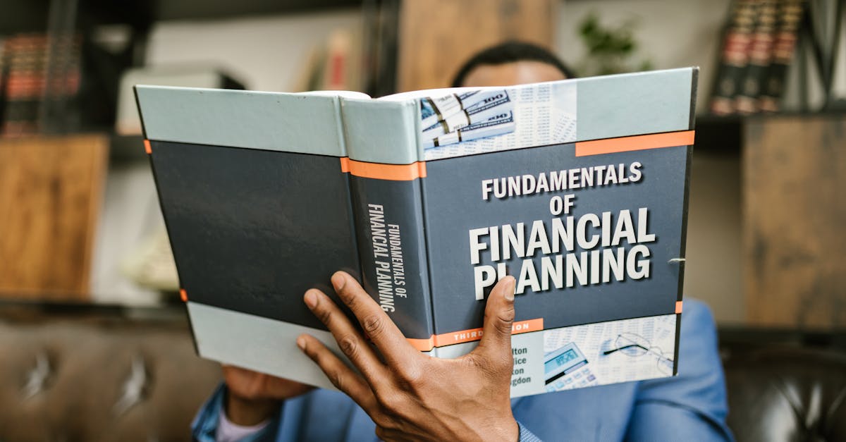 découvrez l'analyse fondamentale, une méthode essentielle pour évaluer la valeur intrinsèque des actifs financiers. apprenez à analyser les états financiers, les tendances économiques et les facteurs du marché pour prendre des décisions d'investissement éclairées.