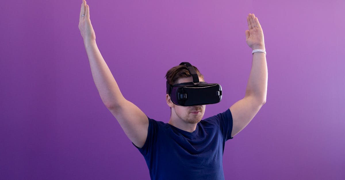 découvrez l'univers fascinant de la réalité augmentée : une technologie innovante qui fusionne le monde réel avec des éléments virtuels pour offrir des expériences immersives et interactives. explorez ses applications dans divers domaines, du divertissement à l'éducation, et laissez-vous surprendre par ses possibilités infinies.