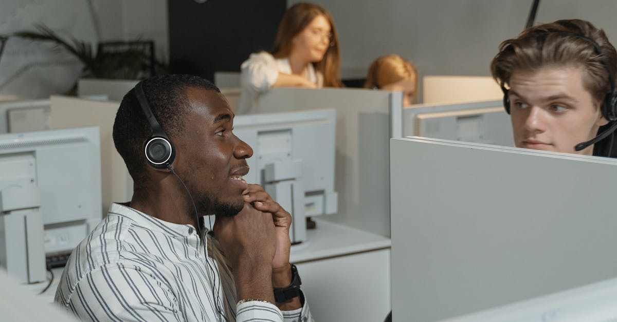 découvrez l'importance de l'expérience client dans la fidélisation et la satisfaction des consommateurs. apprenez des stratégies efficaces pour améliorer chaque point de contact avec vos clients et transformer leur parcours en une expérience mémorable.