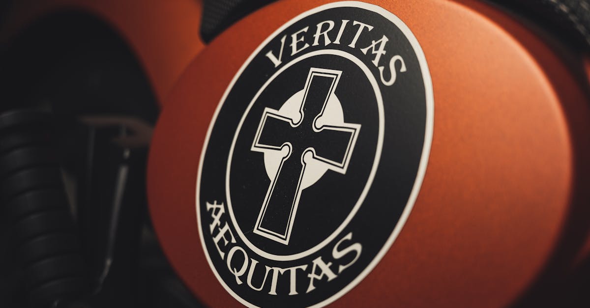 découvrez notre service de création de logo personnalisé qui reflète l'identité unique de votre marque. optez pour un design moderne et professionnel afin de captiver votre public et de démarquer votre entreprise sur le marché.