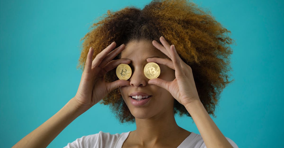 découvrez tout ce qu'il faut savoir sur la cryptomonnaie : définition, fonctionnement, avantages, risques et conseils pour investir en toute sécurité dans les crypto-actifs.
