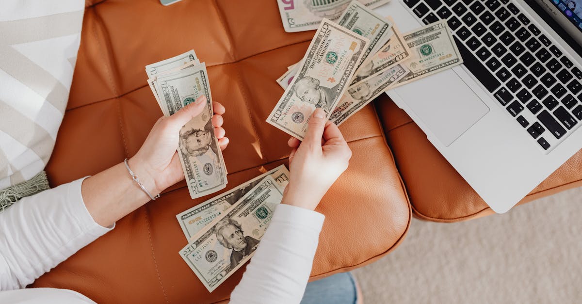 découvrez comment l'entrepreneuriat féminin transforme le monde des affaires : conseils, témoignages et ressources pour inspirer et soutenir les femmes entrepreneures.